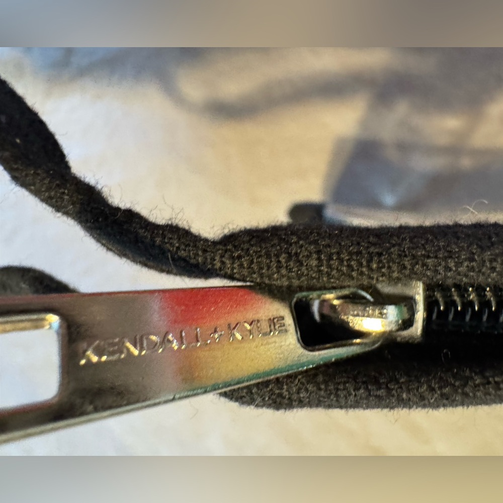 Kendall & Kylie Transparent Pouch with Black Accents - Picture 5 of 10
